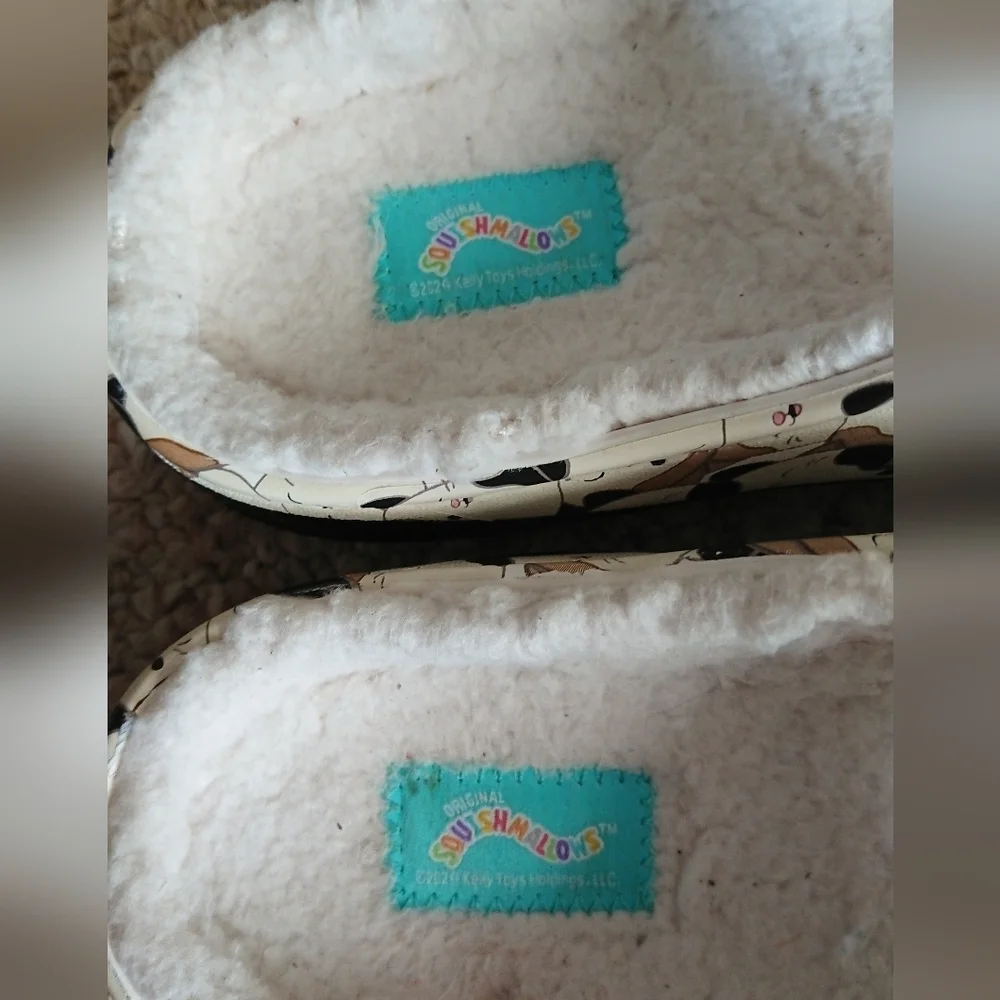 Crocs x Squishmallows Cam Cozzzy Sandal size 6